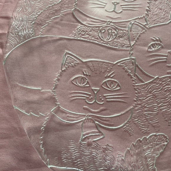 Vintage Heavy Glass Cat Platter, Embossed Glass Cats with Bows and Bells - Picture 5 of 8